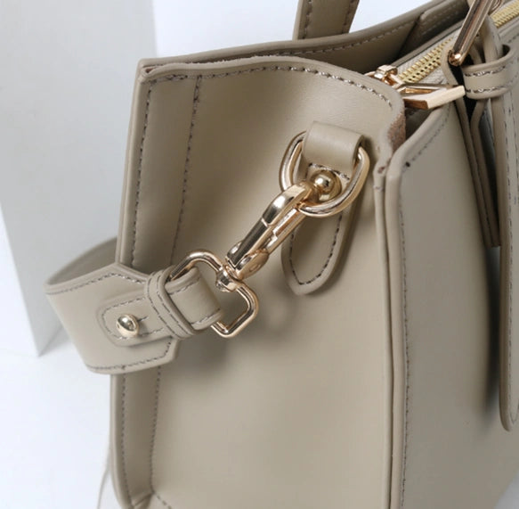 Shoulder bag leather small